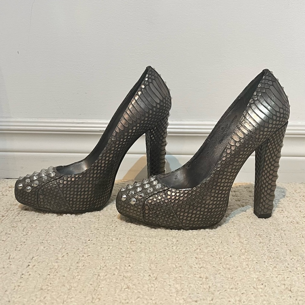 Front studded snake skin affect high heel